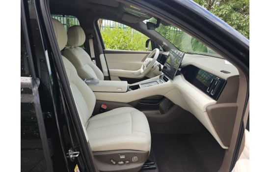 Denza N8L DM, 4WD Top, 2025, пробег 4 тысячи км